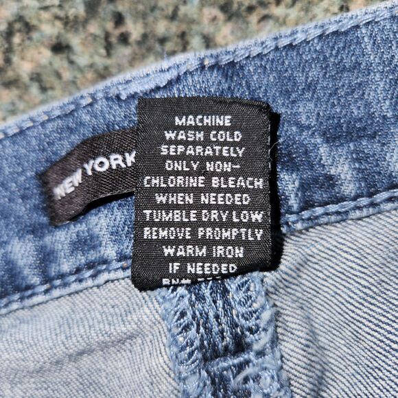 New York & Company Denim Capris Jeans Women's Size 6 Cotton Spandex - Picture 8 of 13